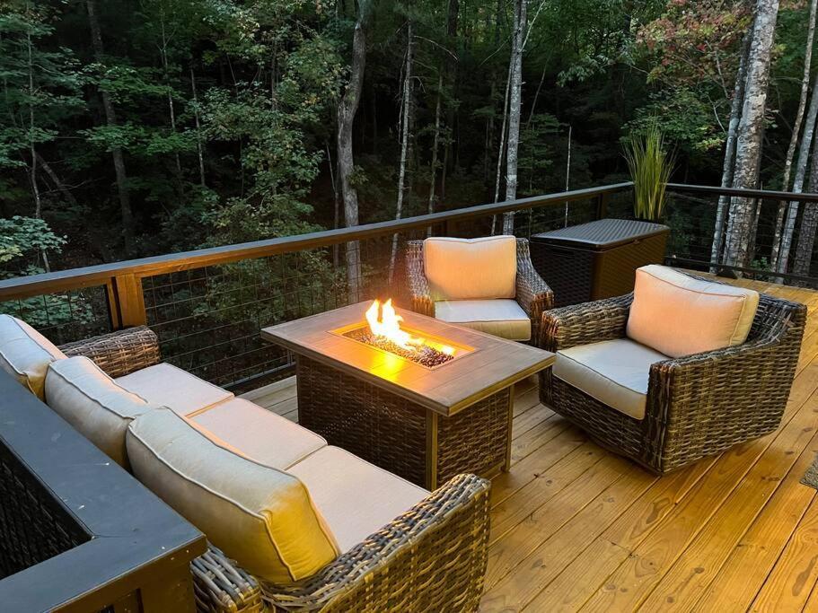 Modern Mountain Getaway With Hot Tub, Fire Pit Villa Sautee Nacoochee Eksteriør bilde